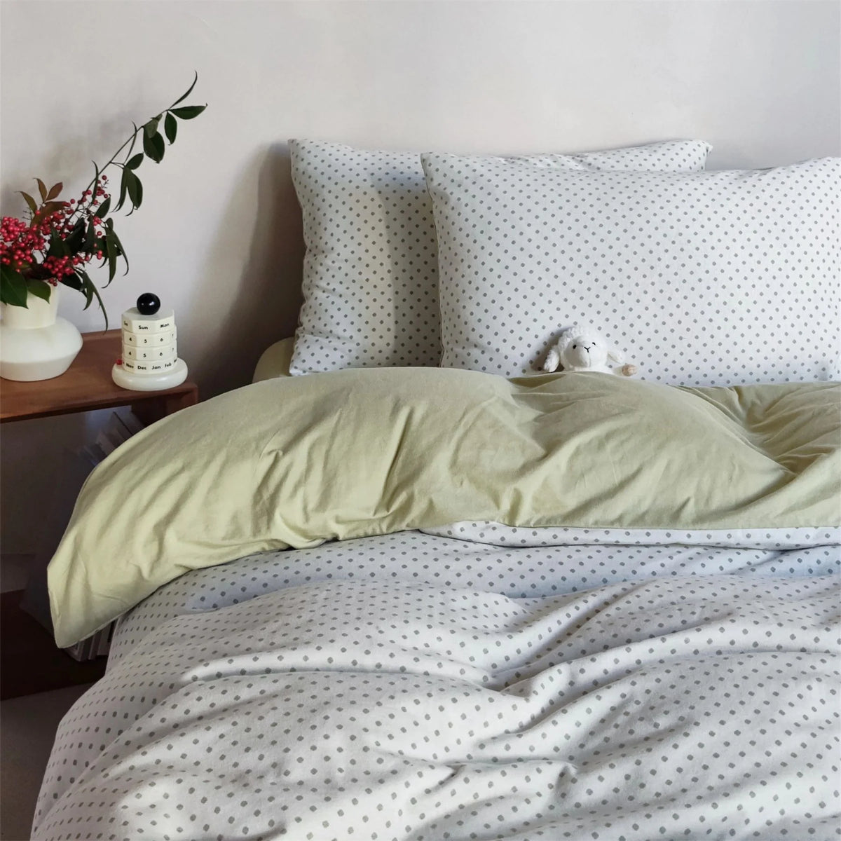 Cotton Bedding Set Breathable Fine Polka Dot Easy Care