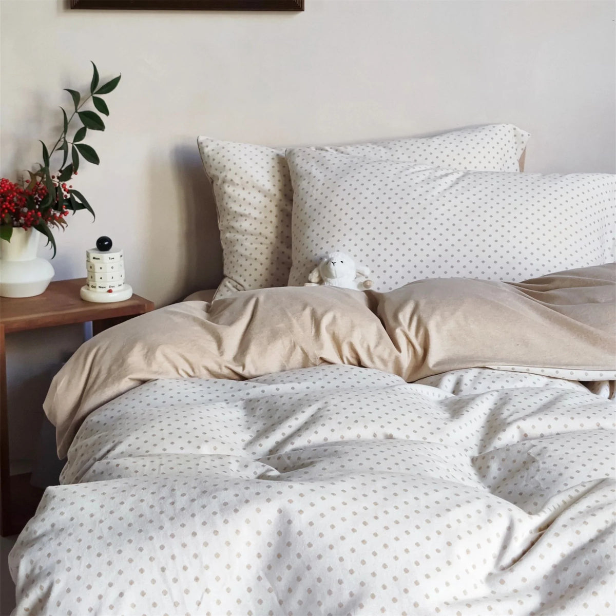 Cotton Bedding Set Breathable Fine Polka Dot Easy Care