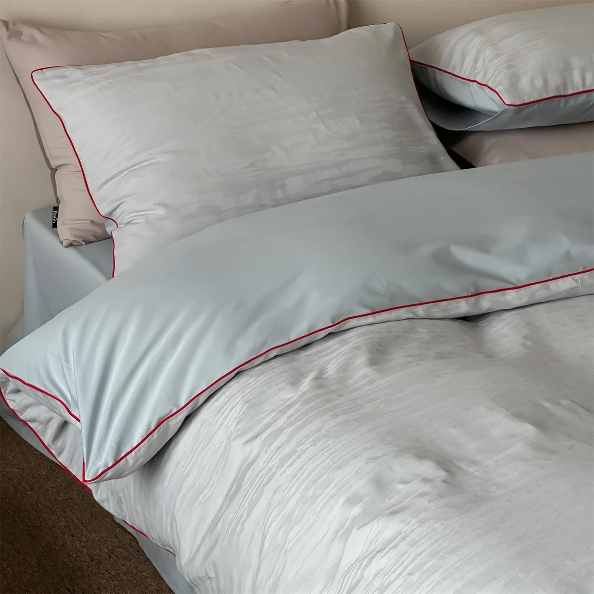 Cotton Bedding Set Fine Relief Texture Satin-Matte & Breathable