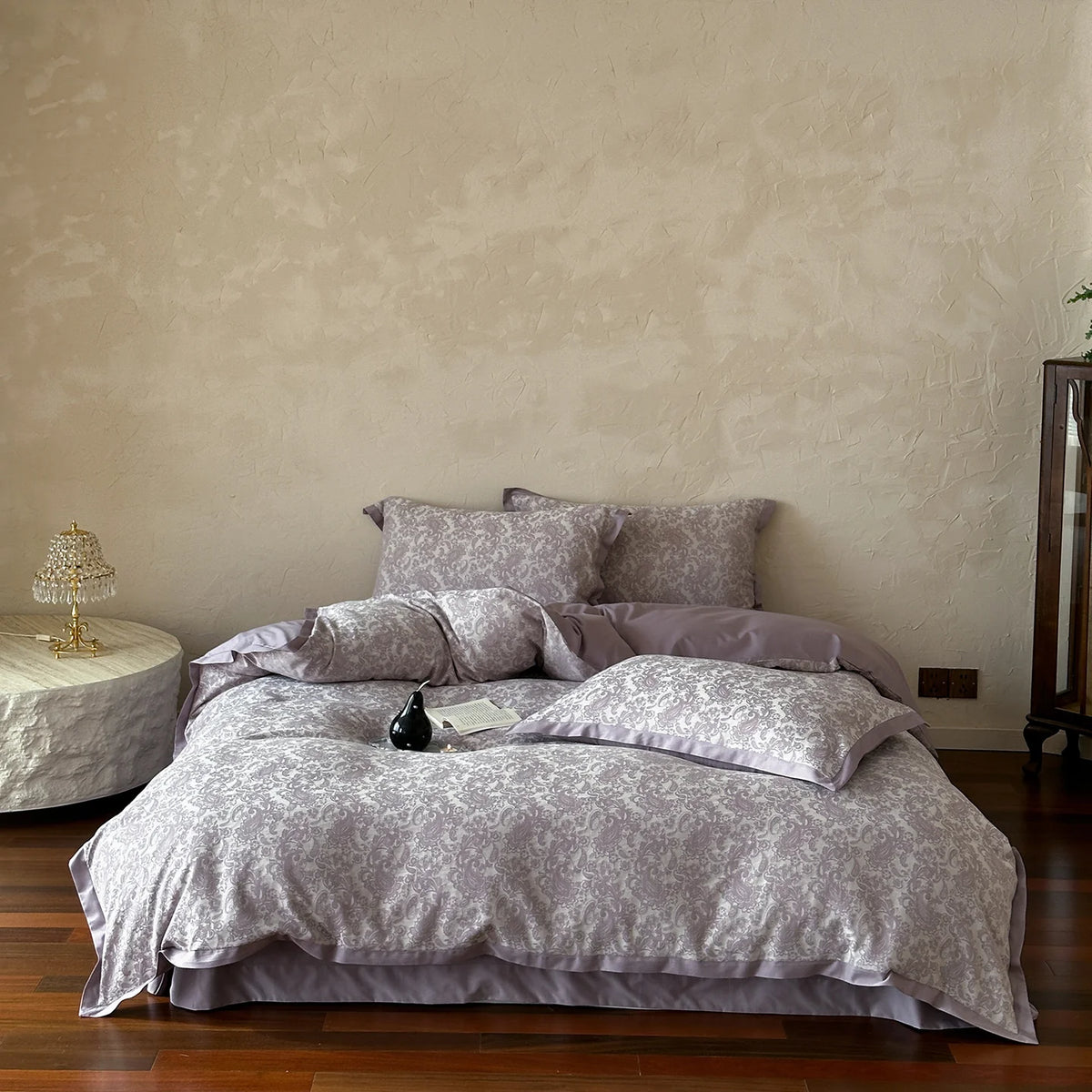 Cotton Bedding Set Jacquard Weave Year-Round Comfort