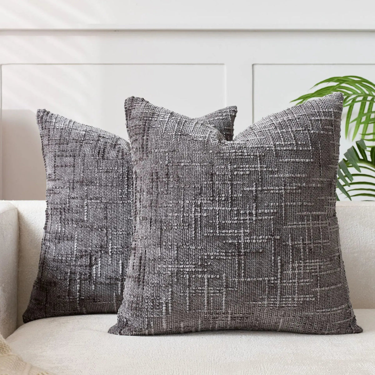 Cushion Cover Chenille Texture & Bamboo Structure