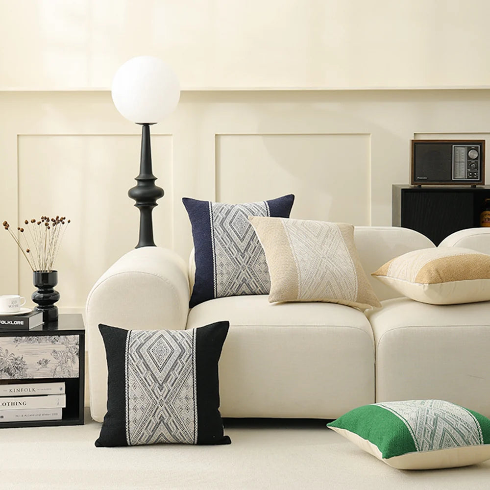 Cushion Cover Ethnic Jacquard Cotton-Blend Concealed Zipper 18x18 Inch