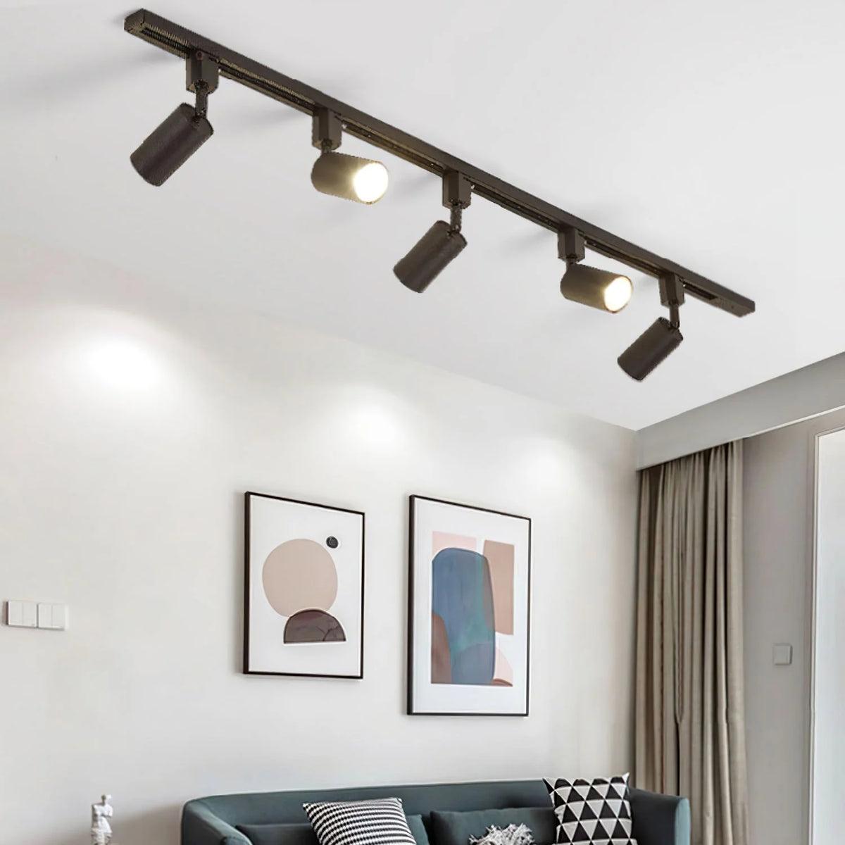Cylinder Track Light 30° Focused Beam Integrated LED