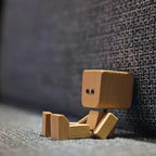 Decorative Figurine Natural Wood Wobbling Motion 12 Magnetic Faces