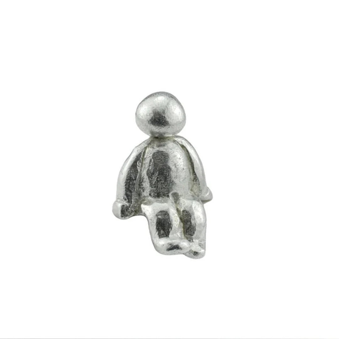 Decorative Sculpture Metal Silver Compact Tabletop