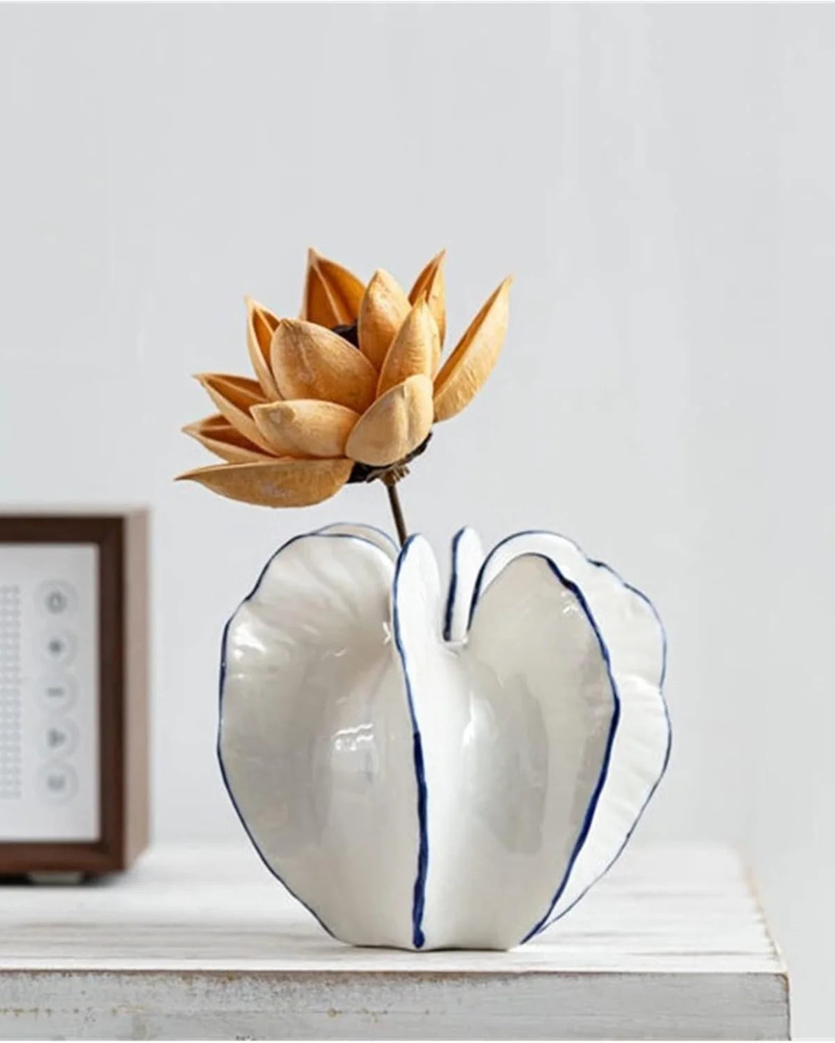 Decorative Vase Porcelain Modern Silhouette
