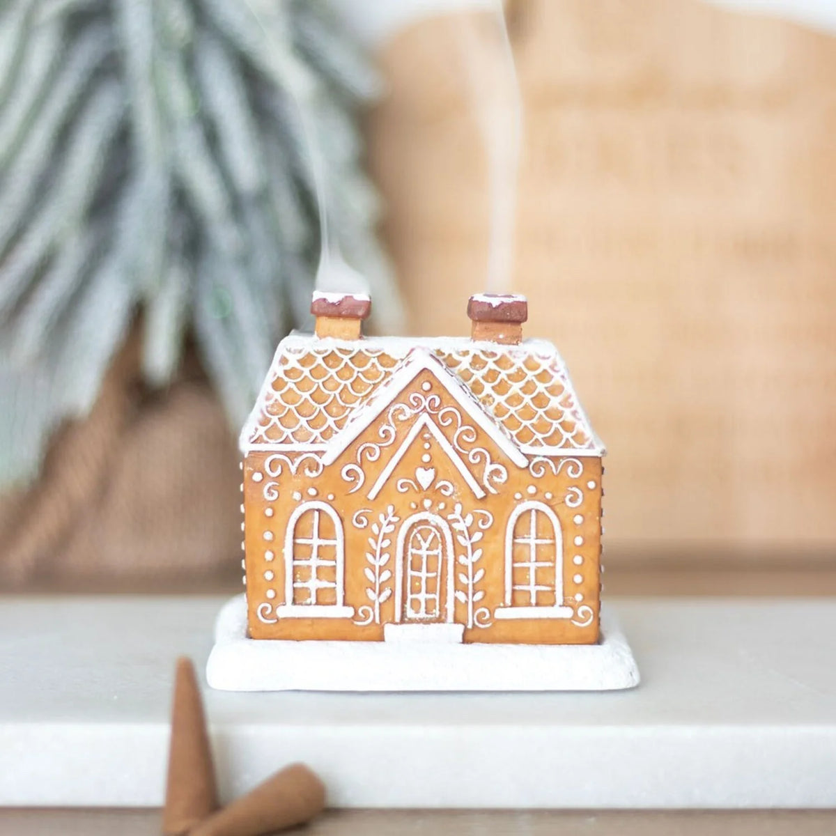 Decorative Winter House Snowy Village Design Durable & Wipe-Clean