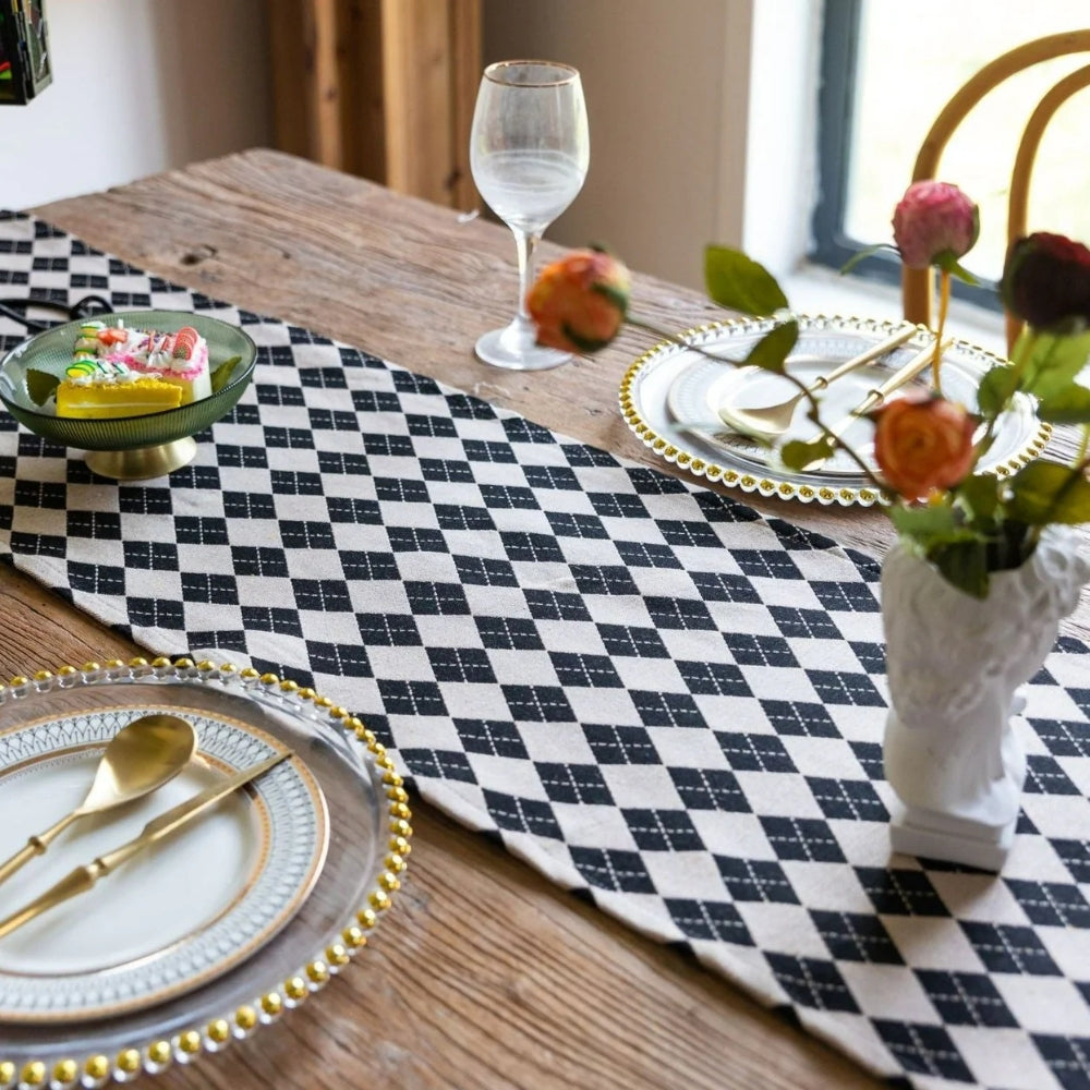 Diamond Checkered Tasseled Microfiber Table Runner