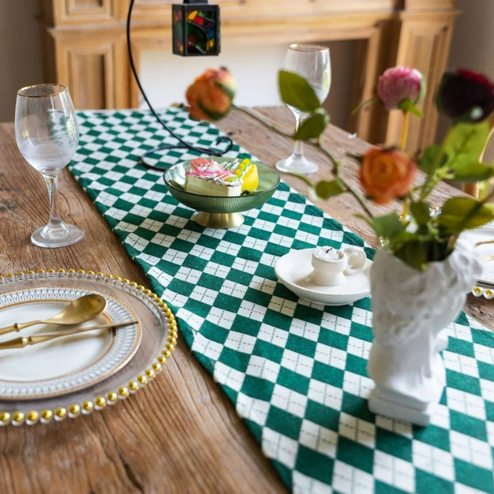 Diamond Checkered Tasseled Microfiber Table Runner