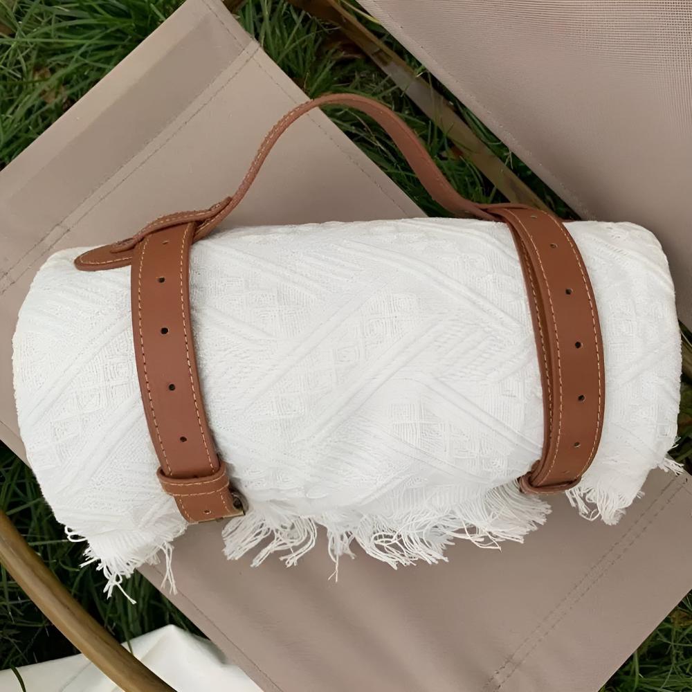 Diamond Weave Water-Resistant Picnic Blanket (71 x 71 in)
