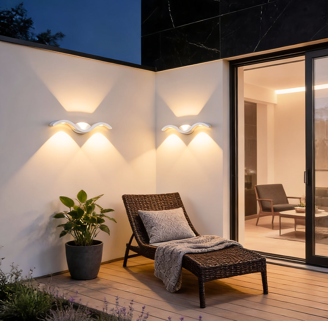 Die-Cast Aluminum Up-Down Integrated LED Outdoor Wall Light