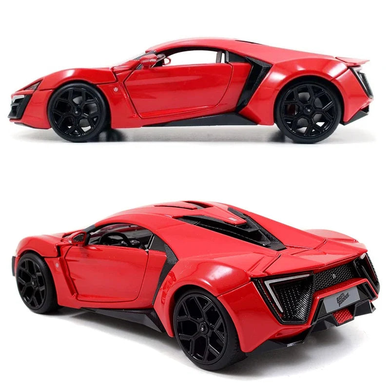 Die-Cast Model Car 1:24 Scale Openable Doors & Hood