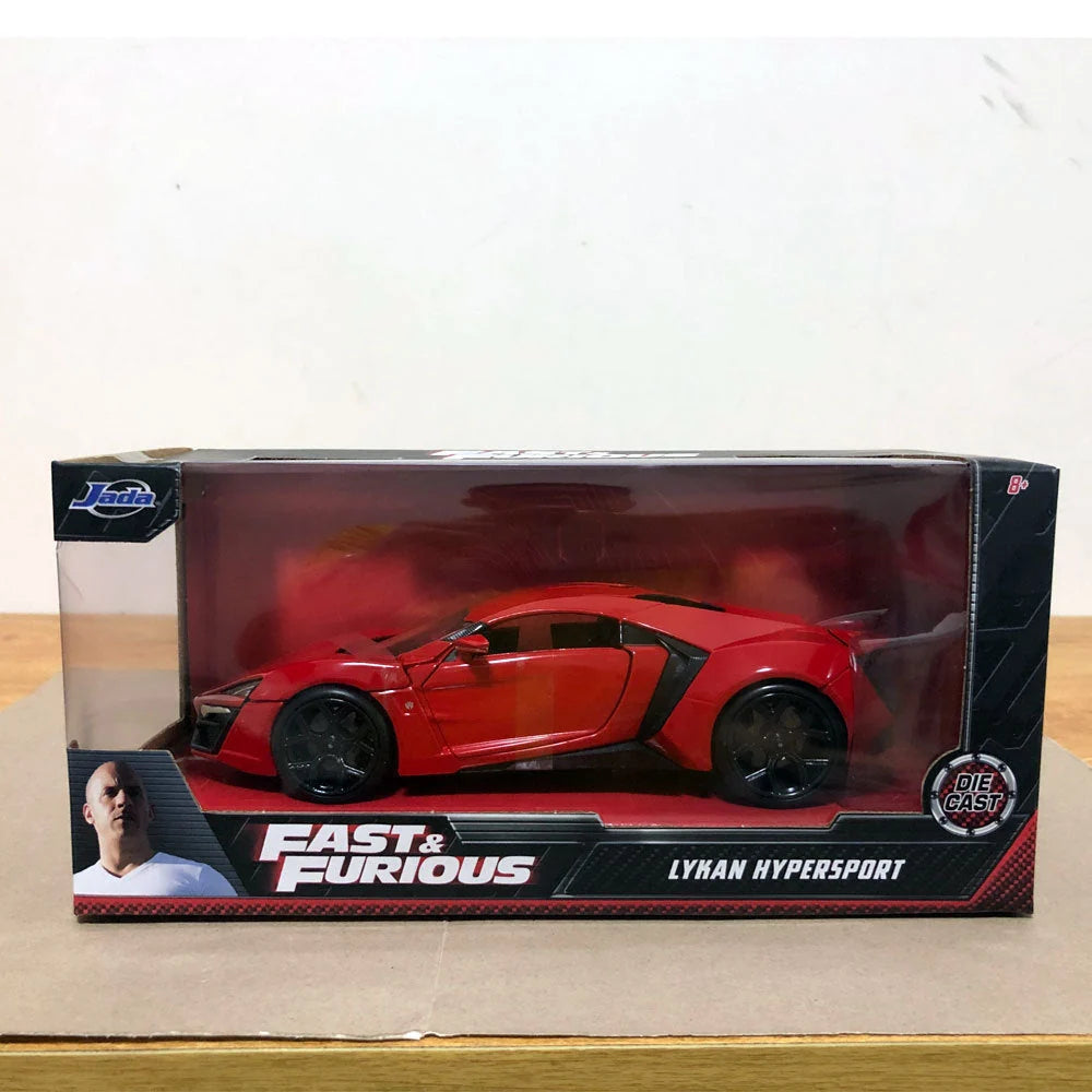 Die-Cast Model Car 1:24 Scale Openable Doors & Hood