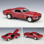 Diecast Car 1:24 Scale High-Detail