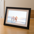 Digital Photo Frame 32GB Instant Sharing & Easy Setup