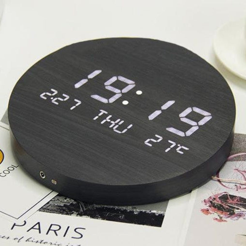 Digital Wall Clock Minimalist Clear Display USB Rechargeable