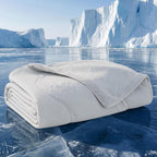 Dog Cooling Blanket Breathable Air-Core Fill Machine Washable