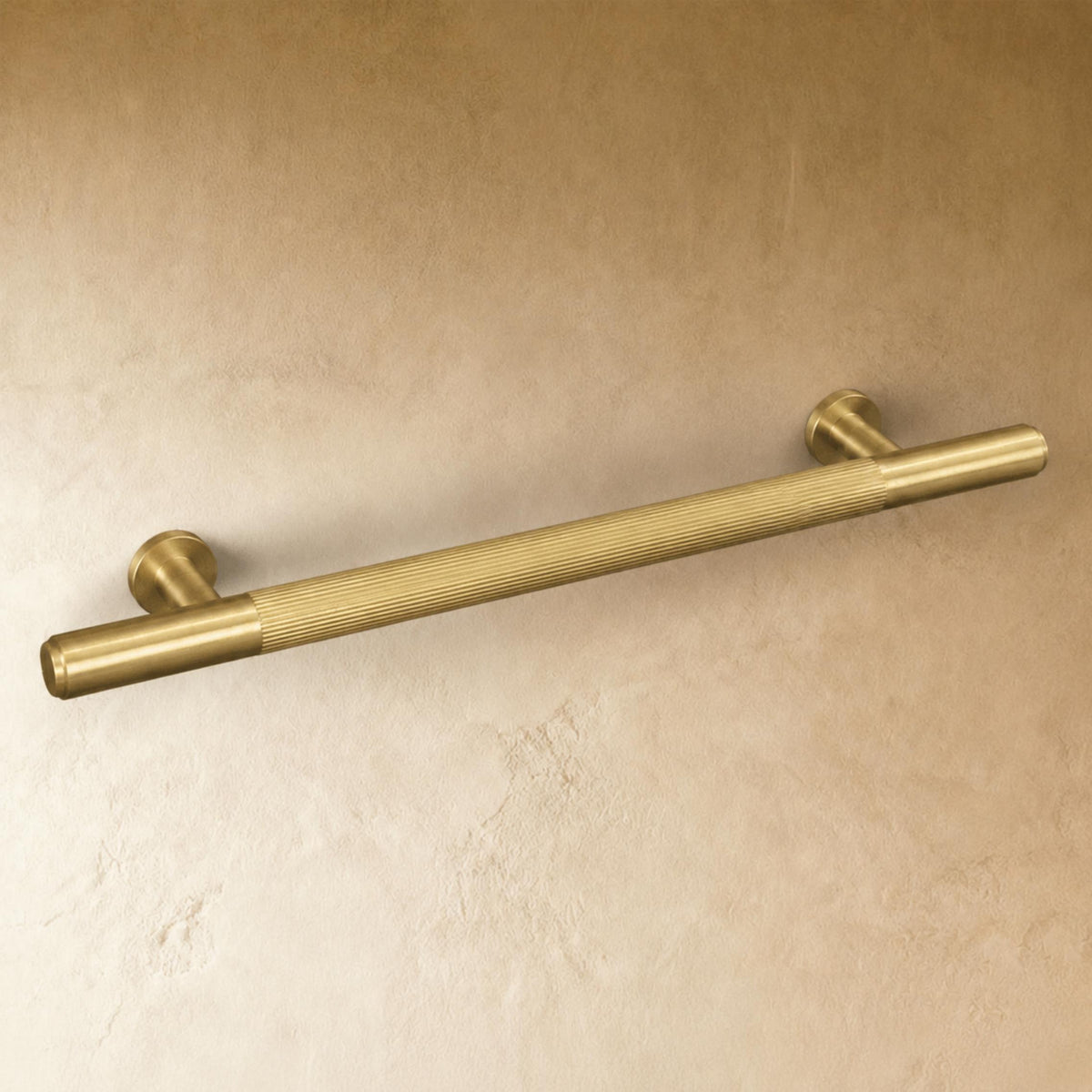 Durable Metal Ergonomic Door Knobs & Pulls (Set)