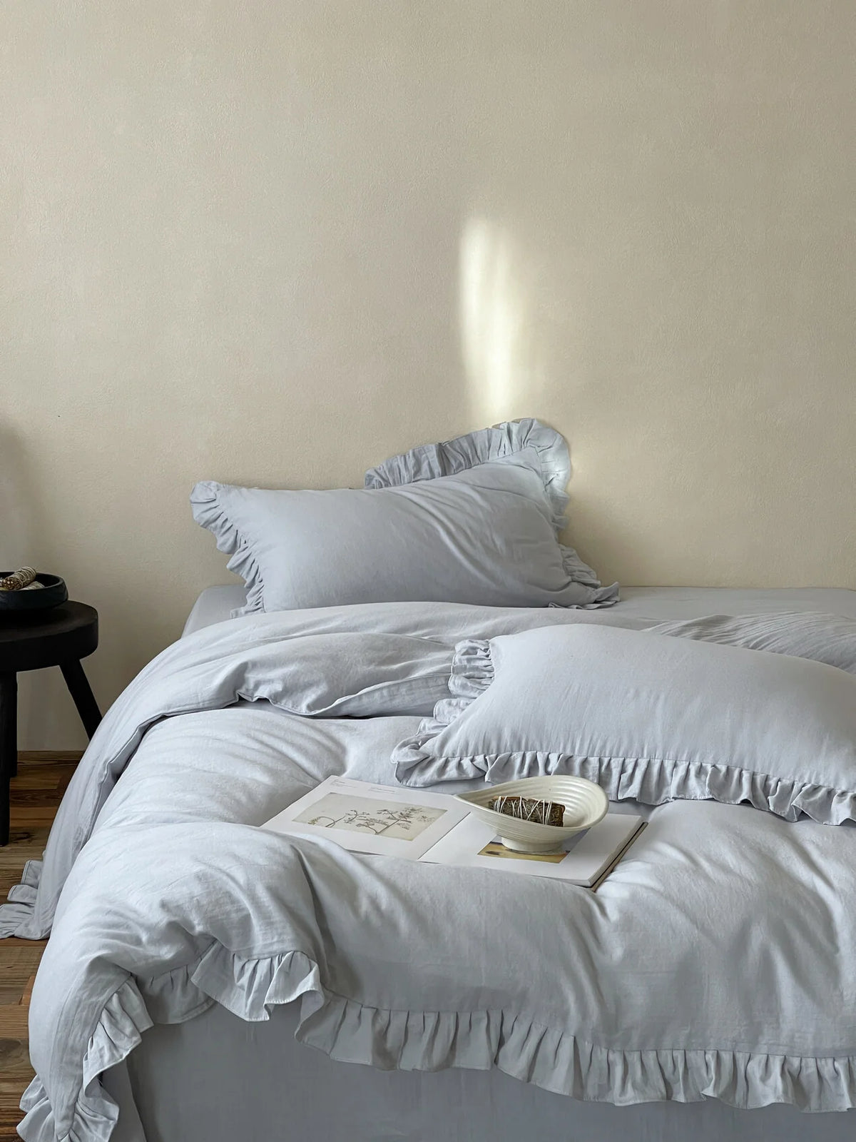 Duvet Cover & Pillowcase Set Cotton-Linen Blend Ruffled Edge