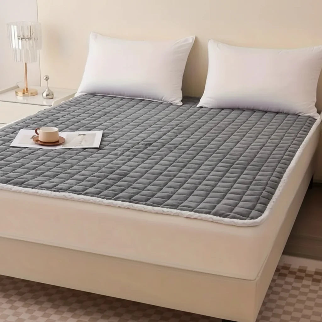 Duvet Cover Protector Ultra-Soft Milk Velvet Breathable Tailored Fit