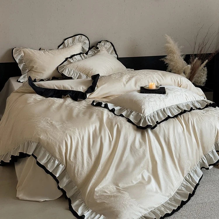 Duvet Cover Set 4-Piece Reversible Jacquard Ruffle Border