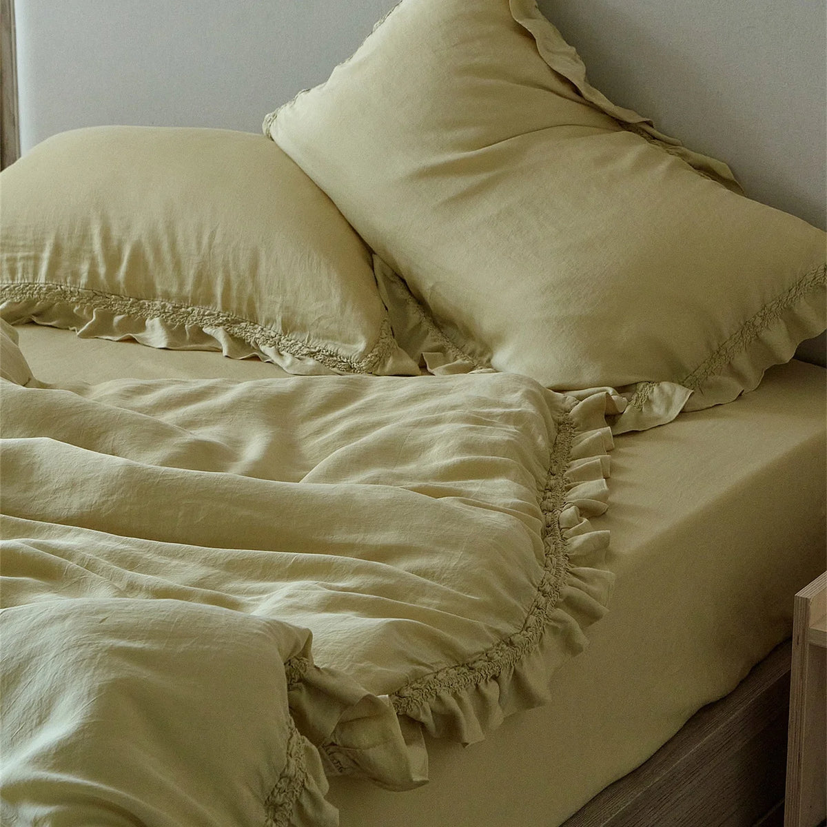 Duvet Cover Set Breathable Cotton Percale & Ruffle Edge