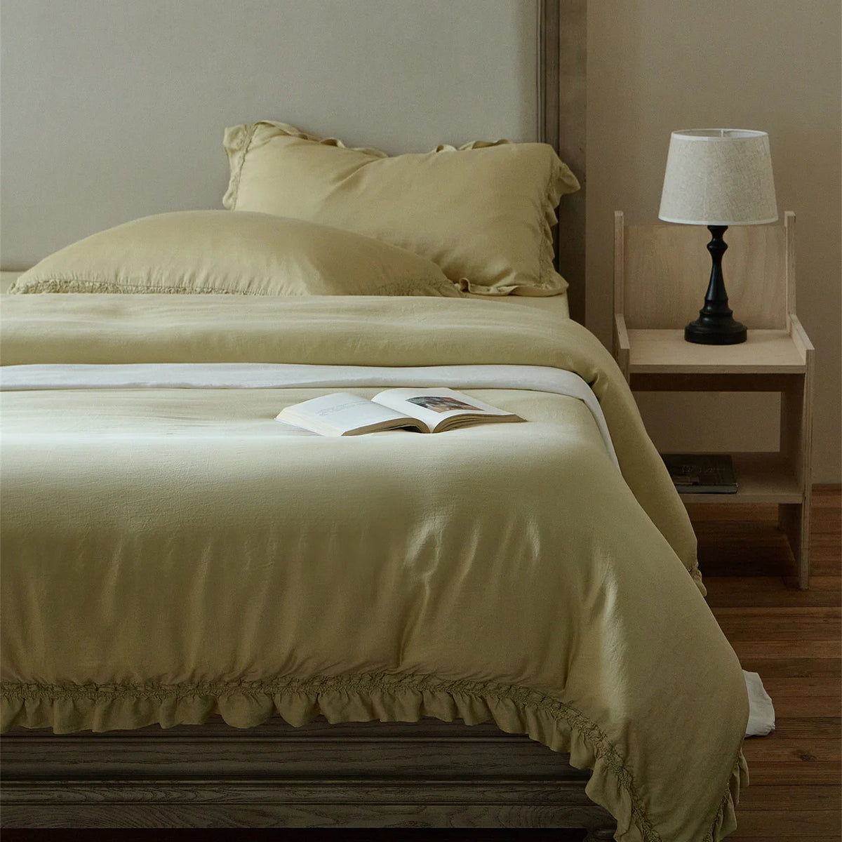 Duvet Cover Set Breathable Cotton Percale & Ruffle Edge