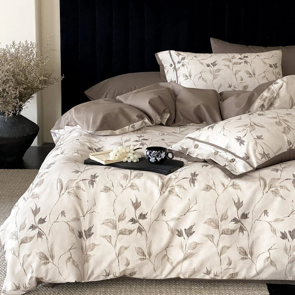 Duvet Cover Set Cotton Percale Leaf Jacquard Button Closure