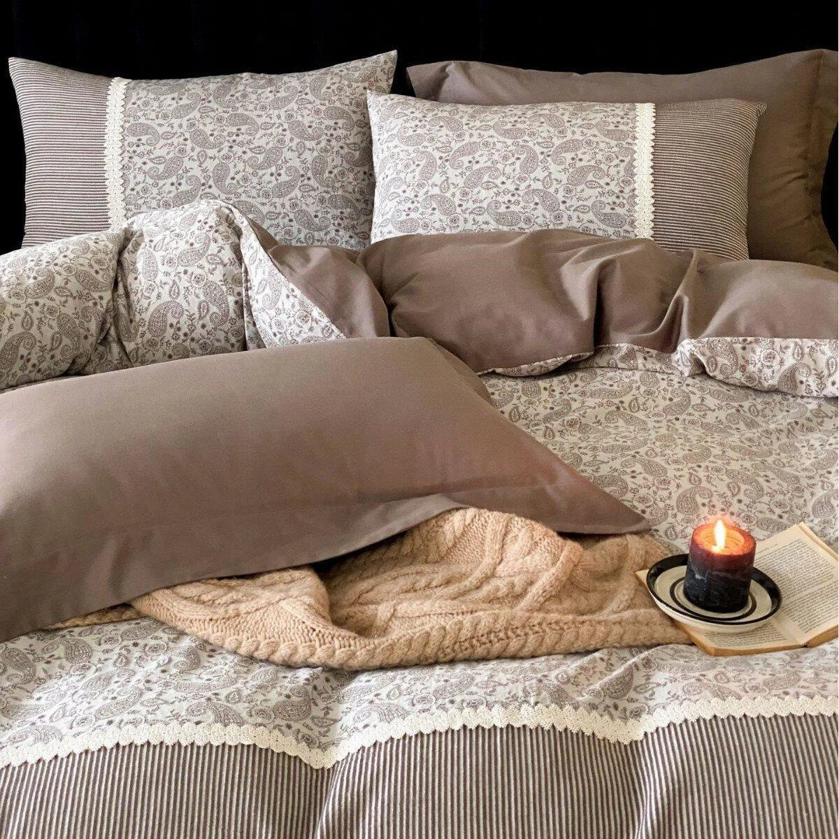 Duvet Cover Set Cotton Percale Reversible Paisley Lace Trim