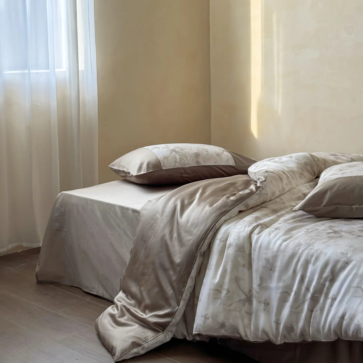 Duvet Cover Set Cotton Satin Butterfly Jacquard Concealed Zipper