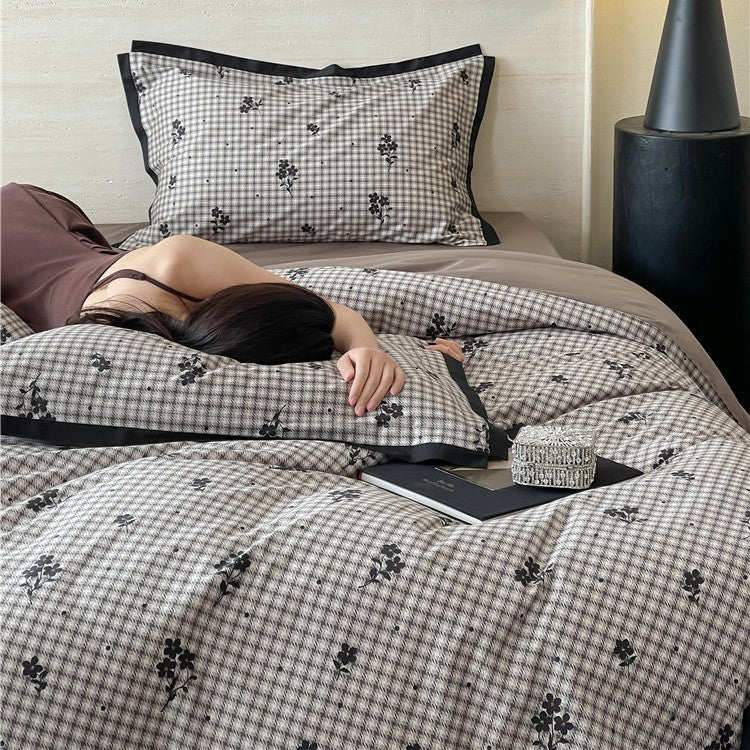 Duvet Cover Set Cotton Satin Butterfly Motif 4-Piece