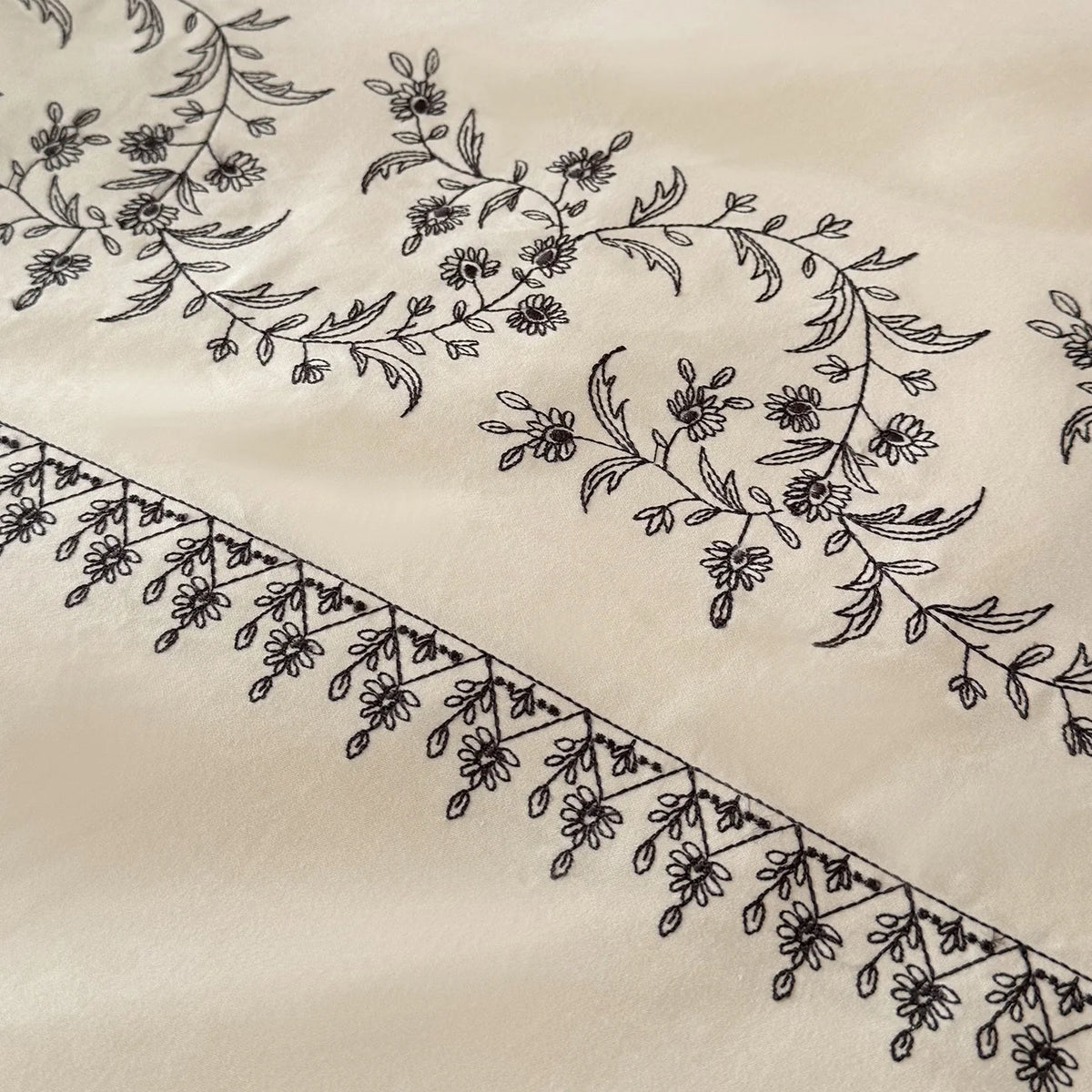 Duvet Cover Set Embroidered Border Cotton Blend Secure Ties