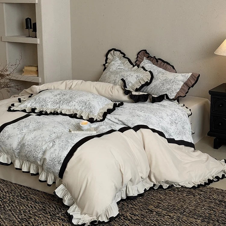 Duvet Cover Set Ruffled Vintage Toile 4-Piece