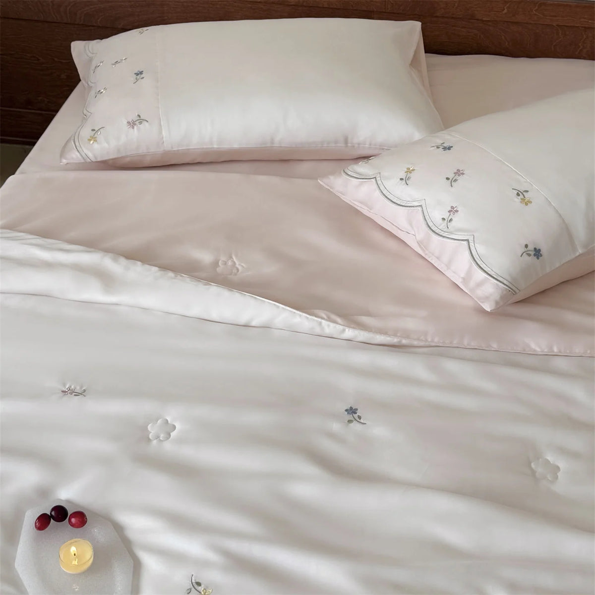 Duvet Cover Set Satin Floral Embroidery & Hidden Zipper