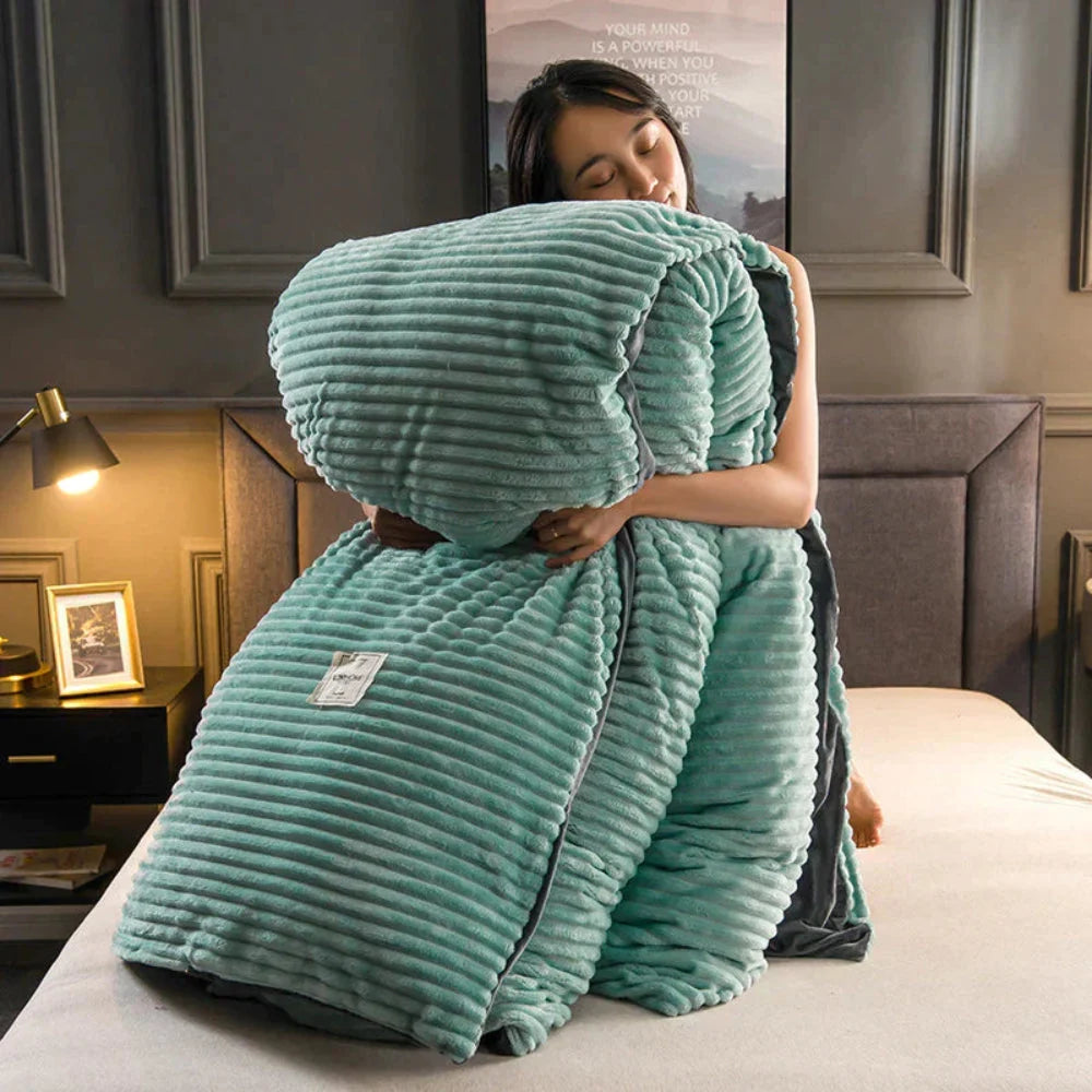 Duvet Cover Set Velvety Fleece Includes 2 Pillowcases
