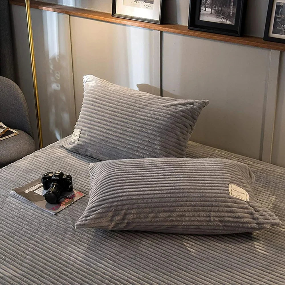 Duvet Cover Set Velvety Fleece Includes 2 Pillowcases