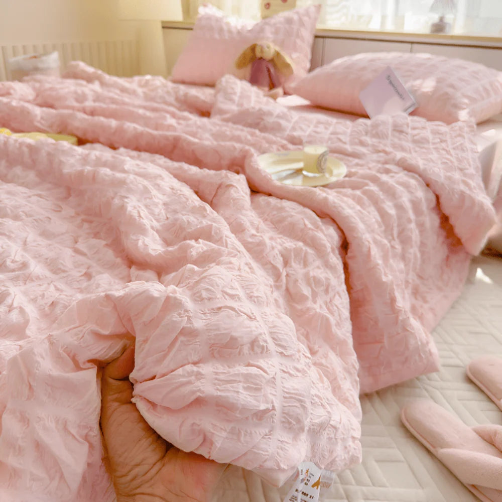 Duvet Insert Lightweight & Moisture-Regulating Includes 2 Pillowcases