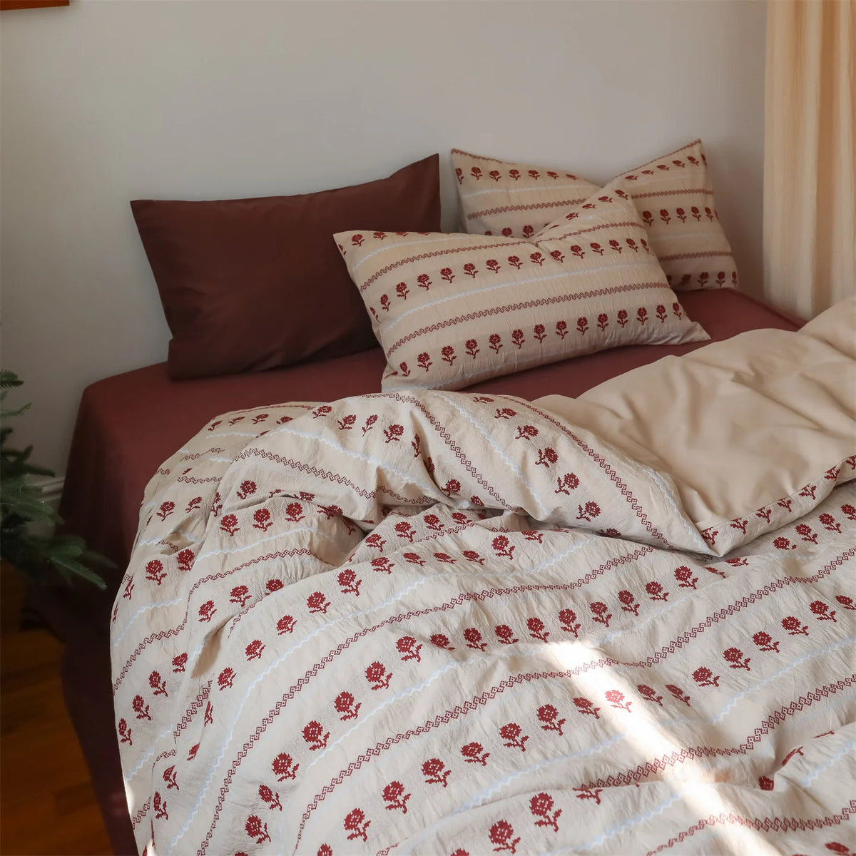 Duvet Set Cotton Blend Linen Texture & Embroidered Rose