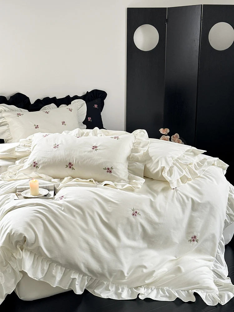 Duvet Set Cotton Satin Floral Embroidery Set of 4