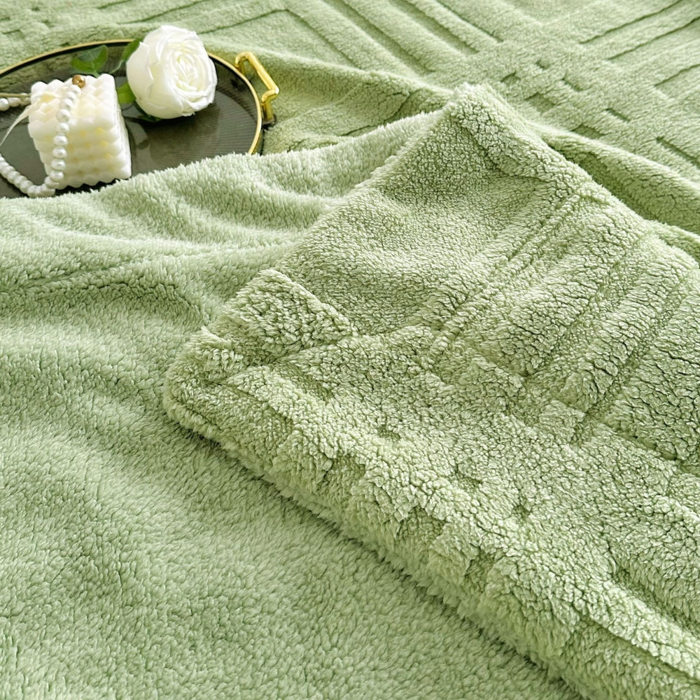 Embossed Grid Double-Layer Microfiber Blanket (All-Season)