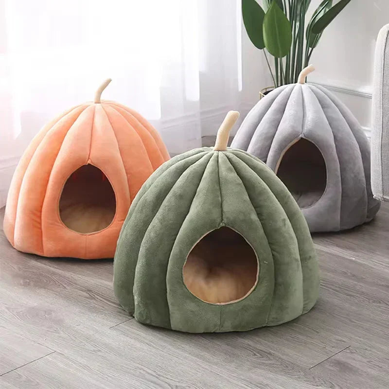 Enclosed Pet Bed Plush-Lined Machine-Washable