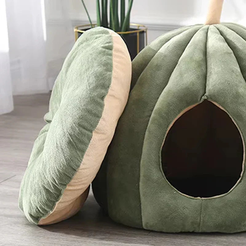 Enclosed Pet Bed Plush-Lined Machine-Washable