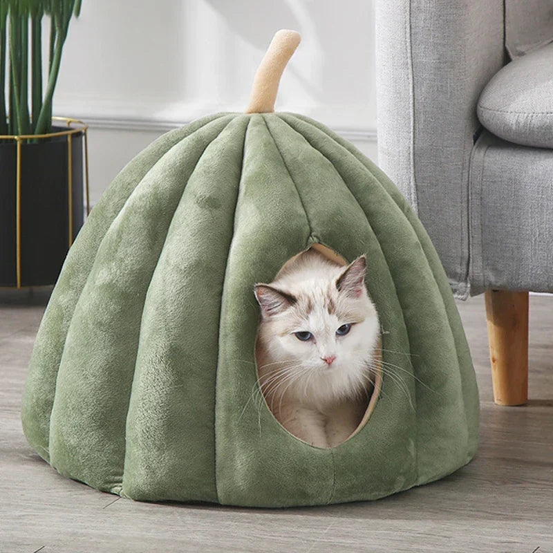 Enclosed Pet Bed Plush-Lined Machine-Washable
