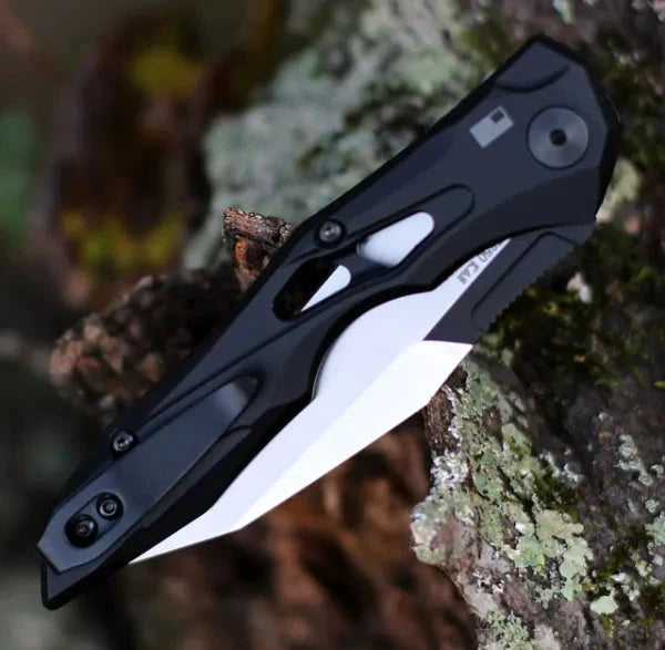 Everyday Carry Knife Push-Button One-Hand Opening CPM 154 Steel