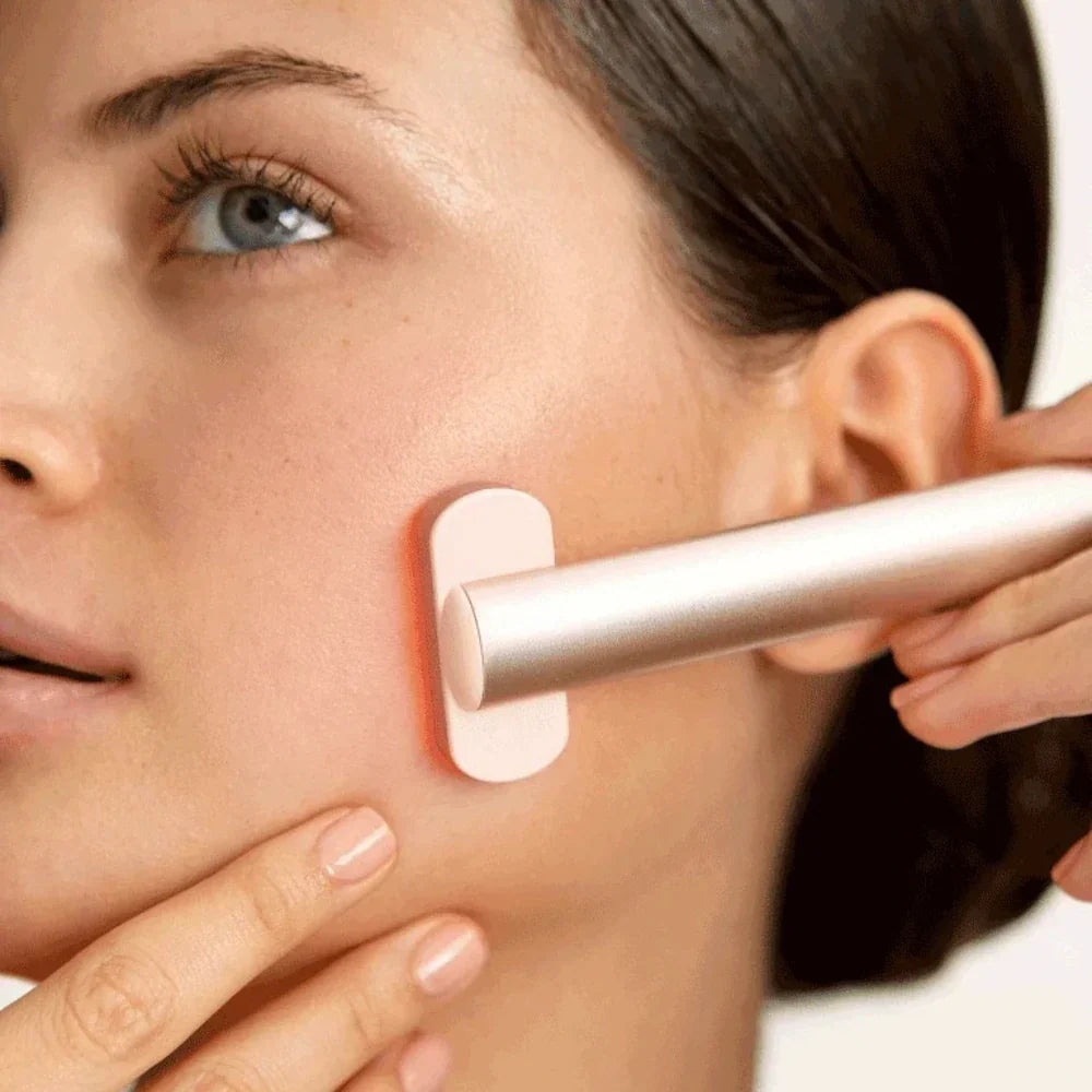 Face Wand Red Light Heat & Micro-Vibration Rechargeable