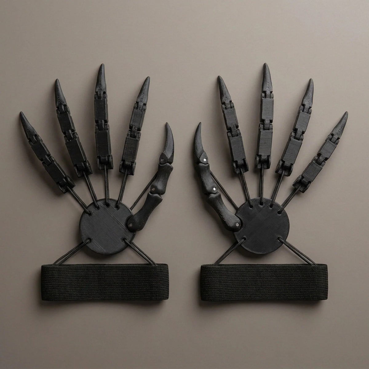 Finger Extensions Articulated Joints Removable Segments & Elastic Strap