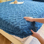 Fitted Bed Sheet Ultra-Soft Coral Fleece Deep Pockets