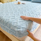 Fitted Bed Sheet Ultra-Soft Coral Fleece Deep Pockets