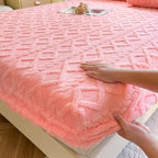 Fitted Bed Sheet Ultra-Soft Coral Fleece Deep Pockets