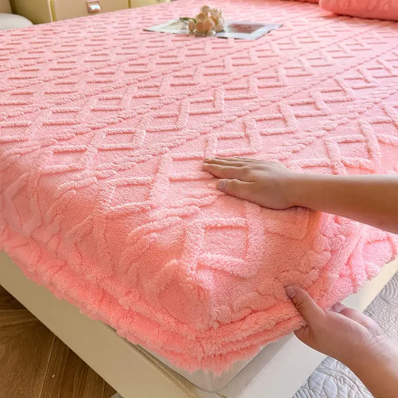 Fitted Bed Sheet Ultra-Soft Coral Fleece Deep Pockets